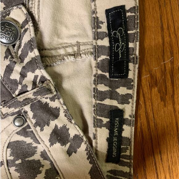 Jessica Simpson Jegging - Picture 5 of 6